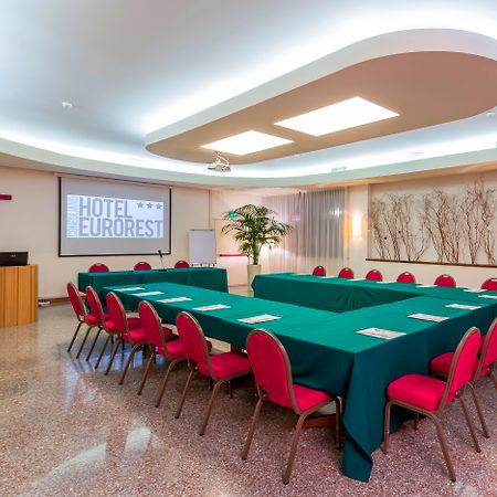 Hotel Eurorest Конельяно Экстерьер фото