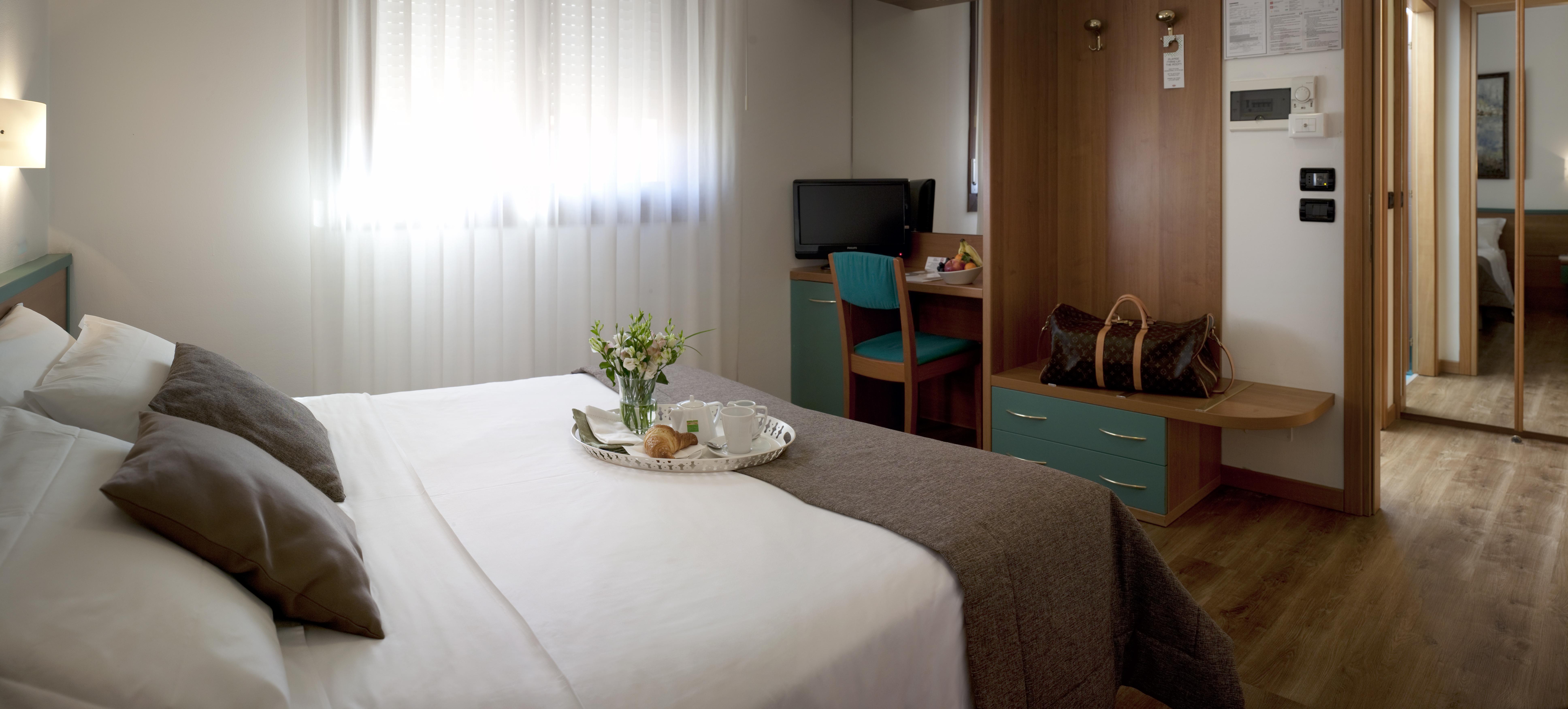 Hotel Eurorest Конельяно Экстерьер фото