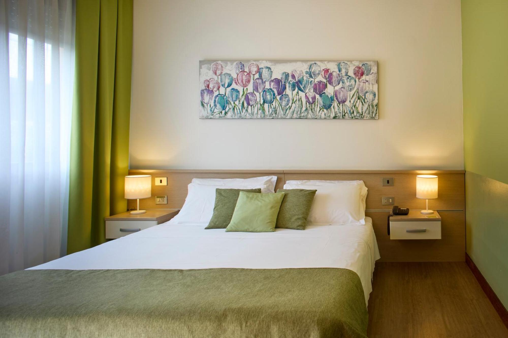 Hotel Eurorest Конельяно Экстерьер фото