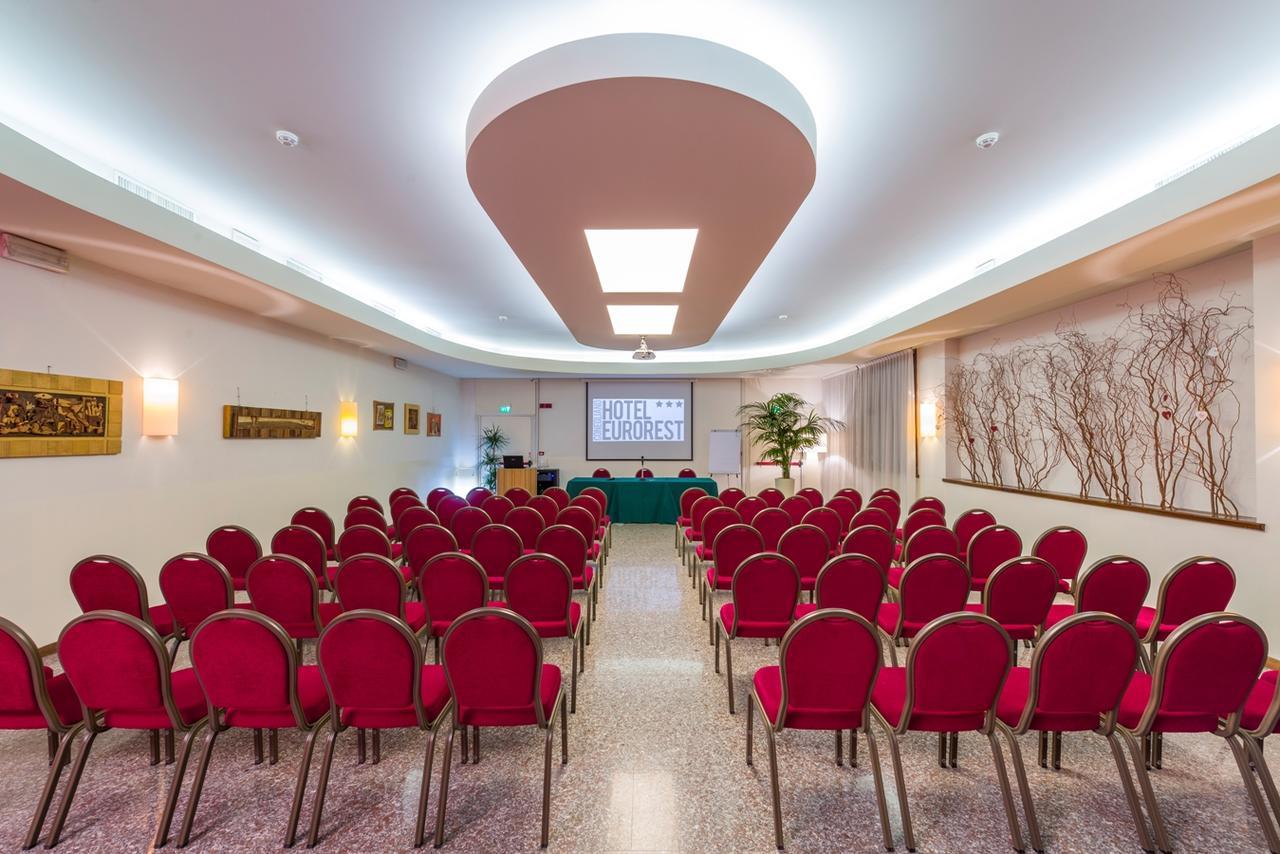 Hotel Eurorest Конельяно Экстерьер фото